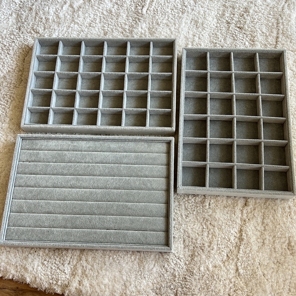 Jewelry organizer